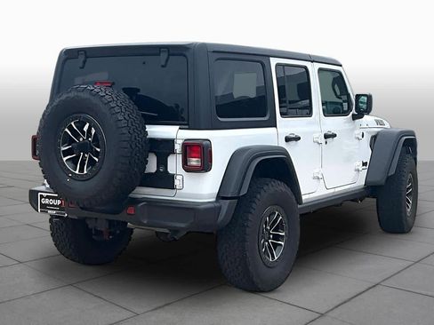 Used 2025 Jeep Wrangler Unlimited Sport AWD/4WD image 13