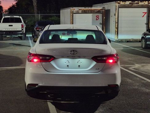 Used 2024 Toyota Camry LE w/ Convenience Package FWD image 6