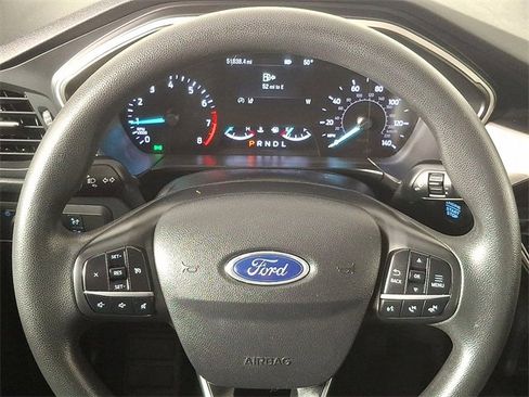 Used 2021 Ford Escape SE image 19