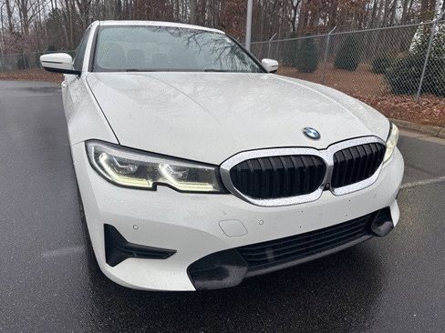 Used 2019 BMW 330i xDrive Sedan w/ Premium Package image 3