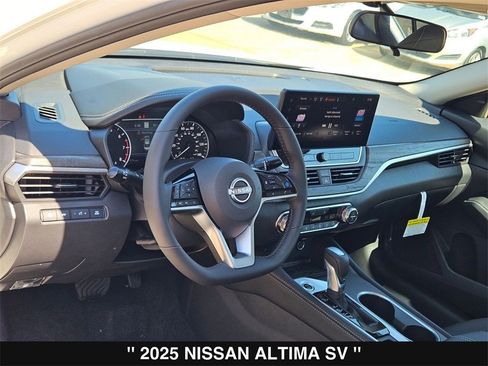 New 2025 Nissan Altima 2.5 SV image 13