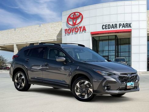 Used 2025 Subaru Crosstrek 2.5i Limited w/ Crosstrek Mirror Package image 1