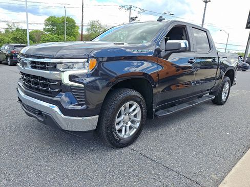 Certified 2024 Chevrolet Silverado 1500 LT w/ Max Trailering Package AWD/4WD image 3