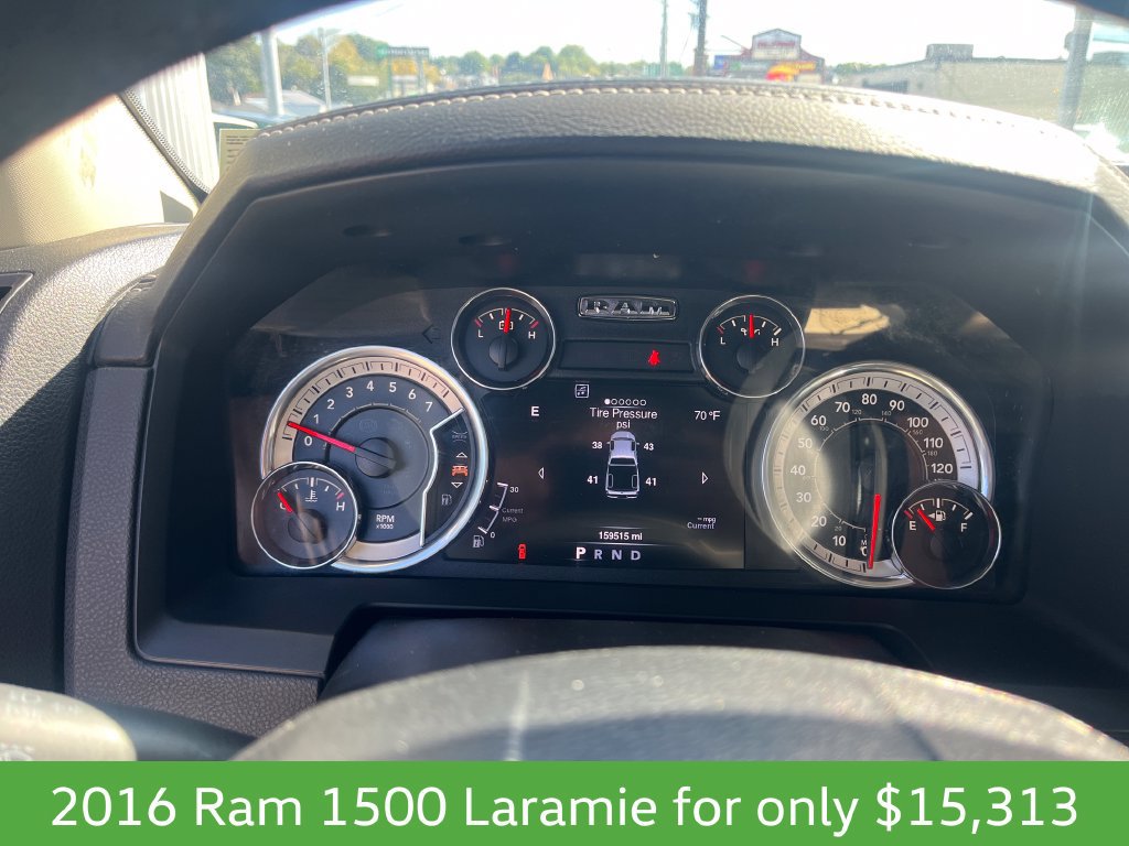 Used 2016 RAM 1500 Laramie w/ Convenience Group AWD/4WD image 35