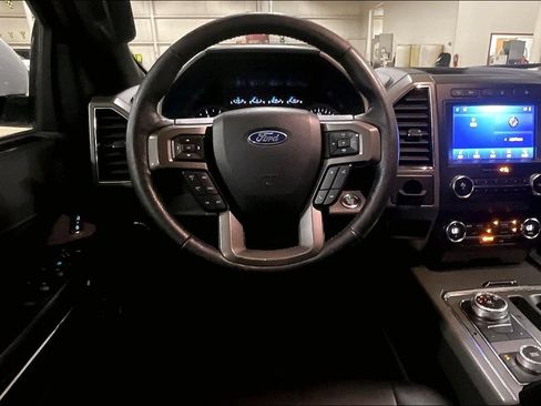 Certified 2020 Ford Expedition XLT w/ Equipment Group 201A AWD/4WD image 5