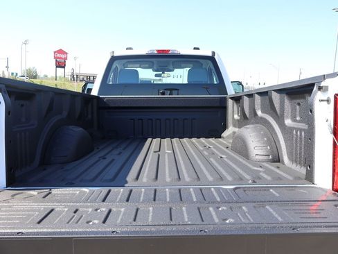 New 2026 Ford F250 XL w/ F-250 >10K GVWR Package AWD/4WD image 11