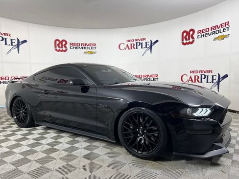 Used 2018 Ford Mustang GT Premium w/ GT Performance Package RWD image 1