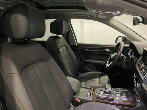 Used 2019 Audi Q5 2.0T Premium Plus w/ Premium Plus Package AWD/4WD image 15