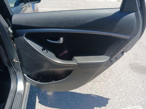 Used 2016 Hyundai Elantra GT FWD image 20