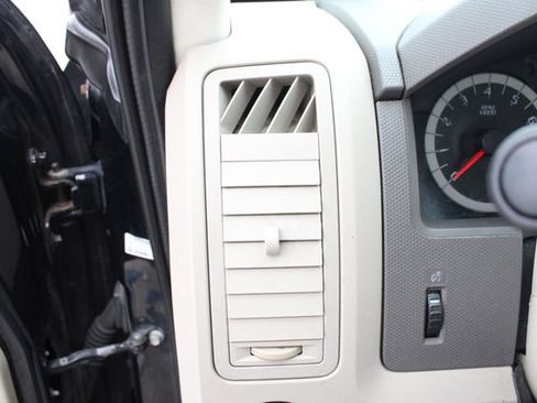 Used 2010 Ford Escape XLT AWD/4WD image 7