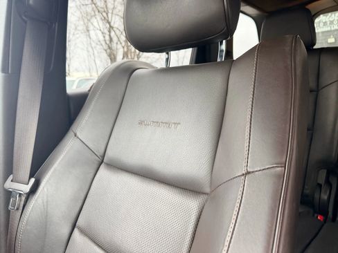 Used 2014 Jeep Grand Cherokee Summit image 19