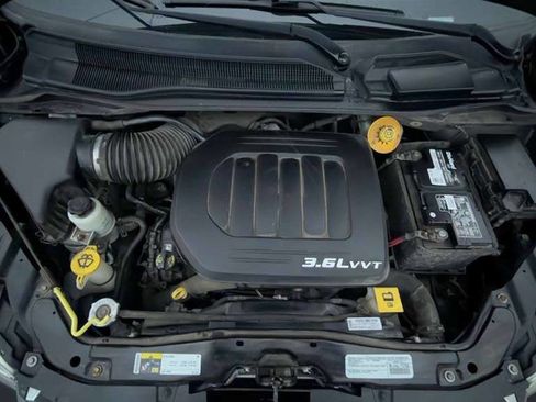 Used 2015 Dodge Grand Caravan American Value Package image 27