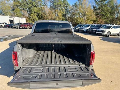 Used 2018 Ford F150 Raptor w/ Equipment Group 802A Luxury image 11