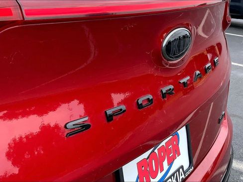 Used 2022 Kia Sportage Nightfall Edition AWD/4WD image 30