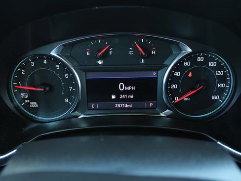 Used 2024 Chevrolet Equinox LT image 12