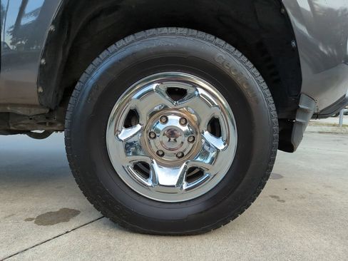 Used 2020 Toyota Tacoma SR w/ SR Convenience Package RWD image 26