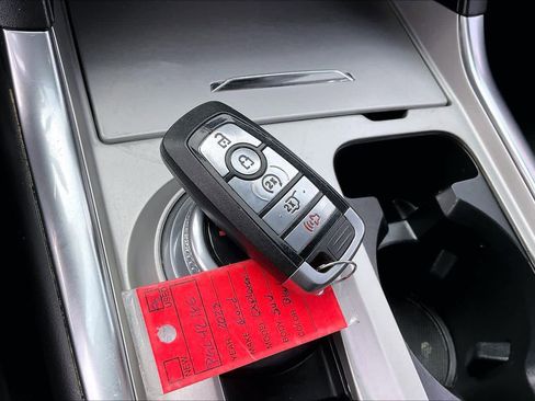 Used 2023 Ford Explorer XLT w/ Equipment Group 202A image 14