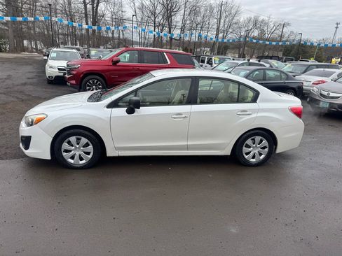 Used 2013 Subaru Impreza 2.0i image 4