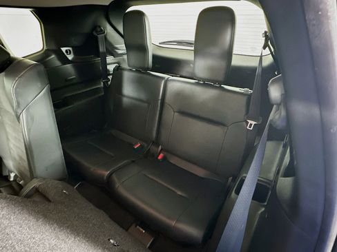 Used 2023 Mitsubishi Outlander SE image 30