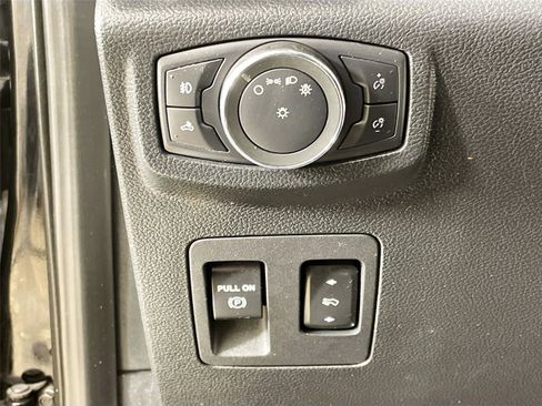 Used 2019 Ford F150 Lariat w/ Equipment Group 502A Luxury image 10