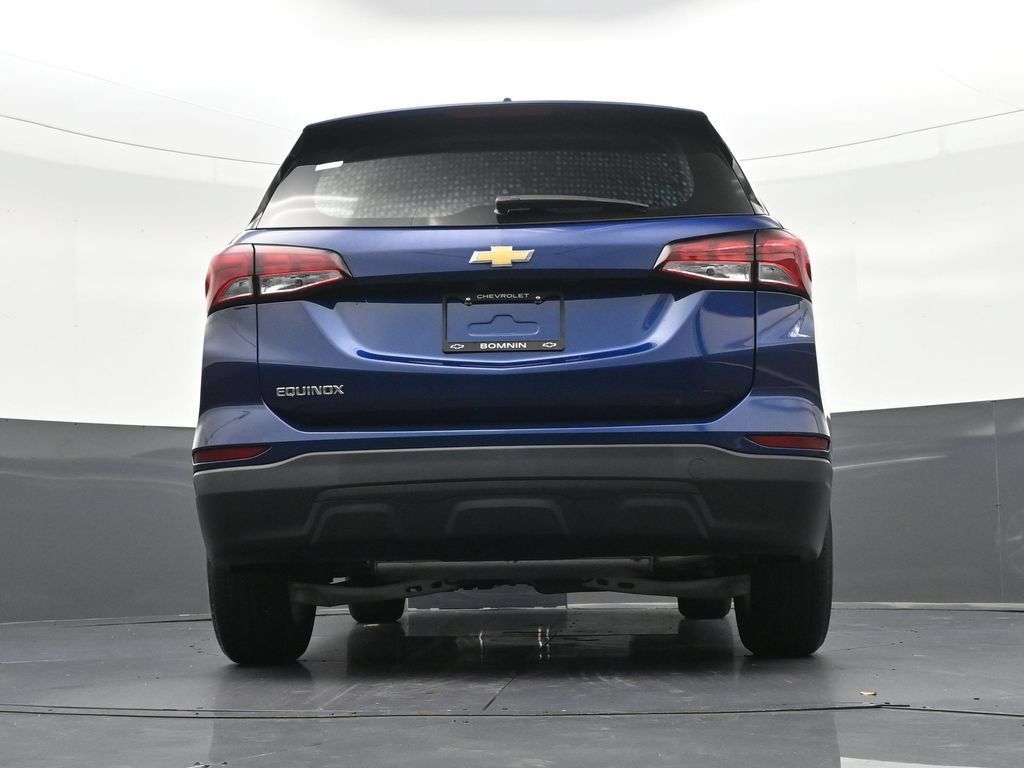 Used 2023 Chevrolet Equinox LS FWD image 26