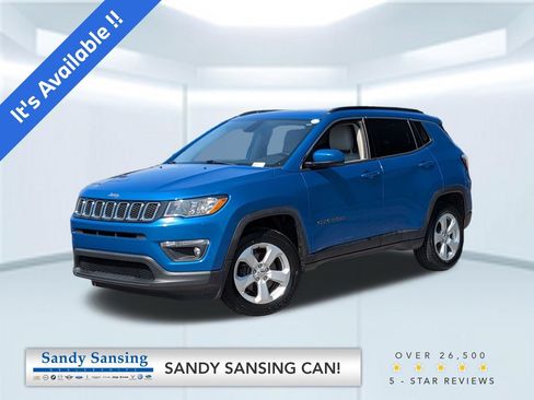 Used 2019 Jeep Compass Latitude w/ Popular Equipment Group AWD/4WD image 1