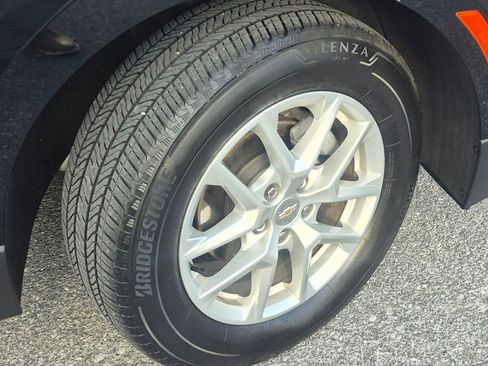 Used 2024 Chevrolet Equinox LT w/ LPO, Floor Liner Package image 3