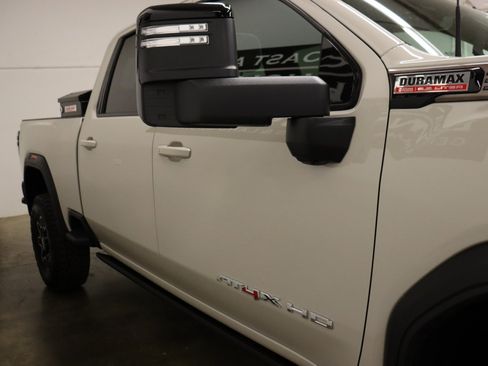 Used 2026 GMC Sierra 2500 AT4X AWD/4WD image 21