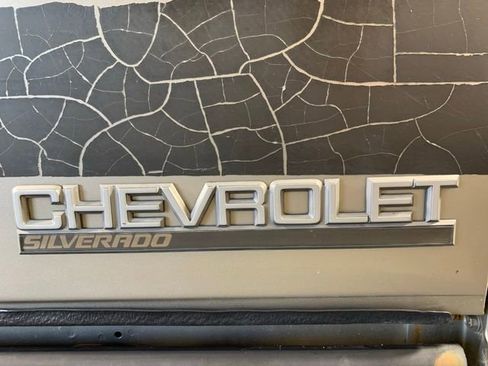 Used 1998 Chevrolet Silverado 1500 4x4 Extended Cab w/ Preferred Equipment Group 2 image 30