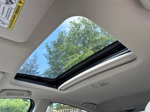 Used 2018 Honda HR-V EX-L image 31