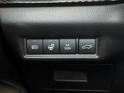 Used 2025 Toyota Grand Highlander AWD Hybrid image 40