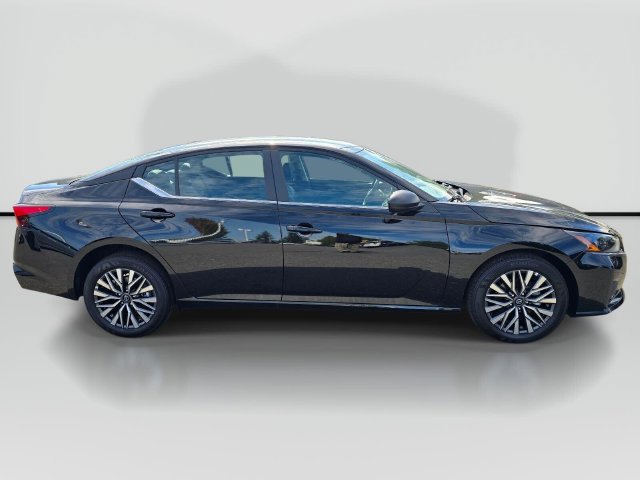 Used 2026 Nissan Altima 2.5 SV AWD/4WD image 6
