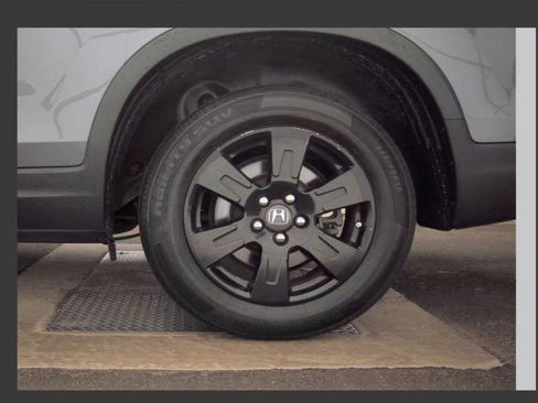 Used 2019 Honda Ridgeline RTL image 10