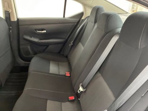 Used 2023 Nissan Sentra SV image 17