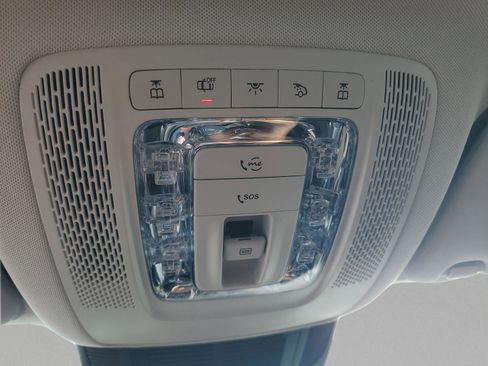 New 2026 Mercedes-Benz GLS 450 4MATIC image 33