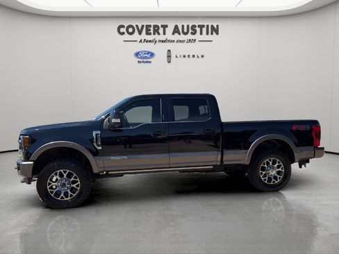Used 2020 Ford F250 King Ranch w/ King Ranch Ultimate Package AWD/4WD image 2