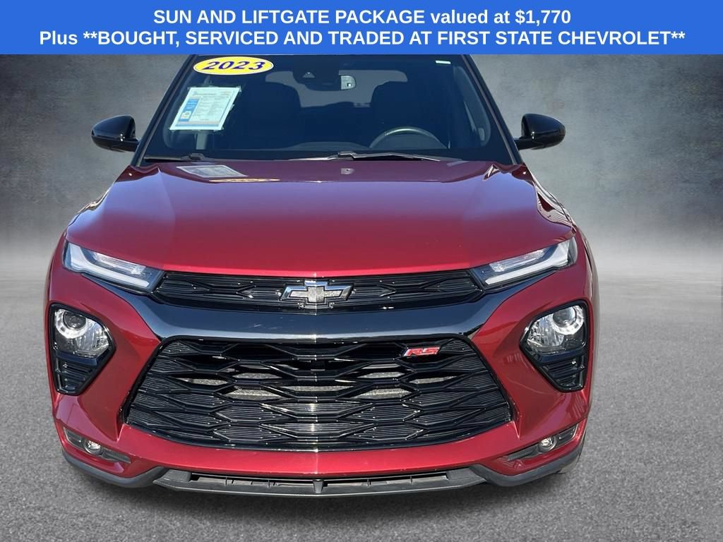 Certified 2023 Chevrolet TrailBlazer RS w/ Sun and Liftgate Package AWD/4WD image 2