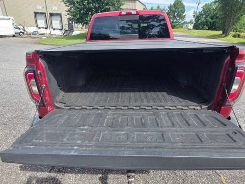 Used 2018 GMC Sierra 1500 SLT w/ SLT Premium Package RWD image 6