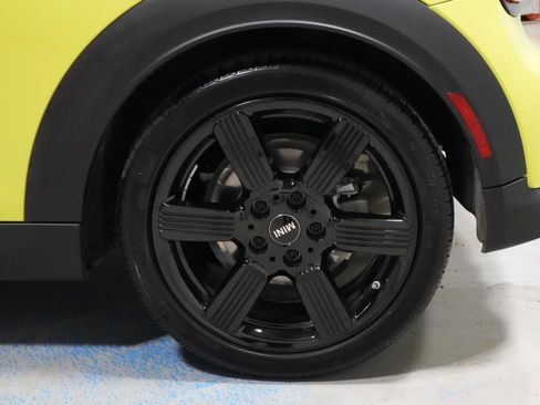 Certified 2023 MINI Cooper S FWD image 33