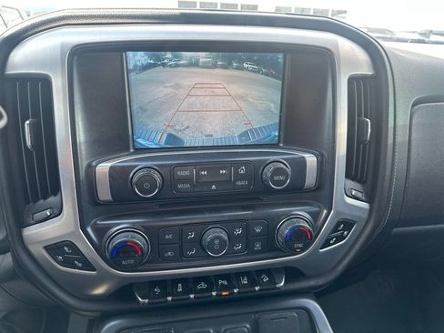 Used 2018 GMC Sierra 2500 SLT w/ Driver Alert Package AWD/4WD image 8