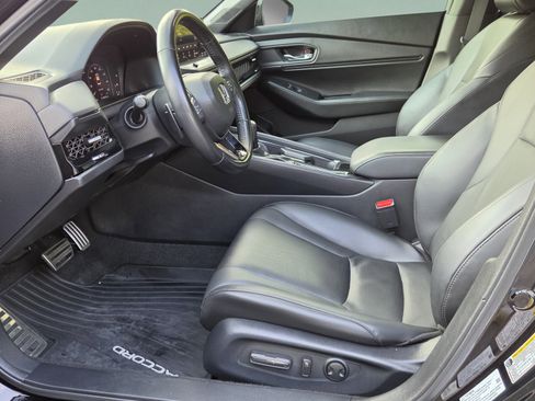 Used 2025 Honda Accord Sport image 13