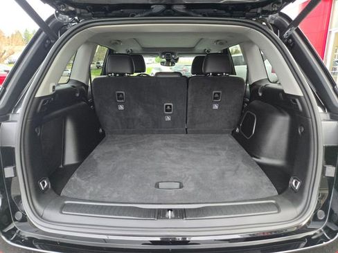 Used 2022 Jeep Grand Cherokee Limited 4xe image 14