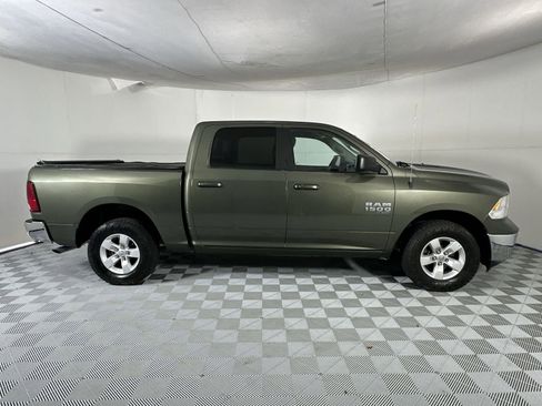 Used 2021 RAM 1500 Classic SLT AWD/4WD image 9