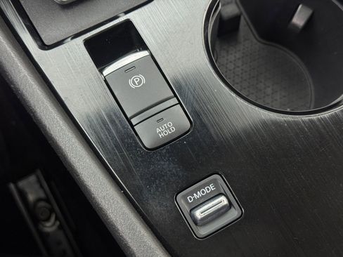 Used 2023 Nissan Rogue SV w/ SV Premium B Package image 29