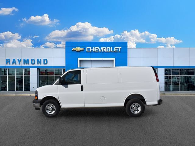 New 2026 Chevrolet Express 2500 w/ Driver Convenience Package RWD image 7