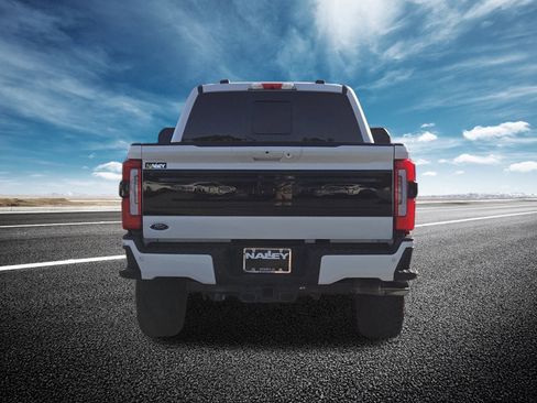 Used 2025 Ford F350 Platinum image 22
