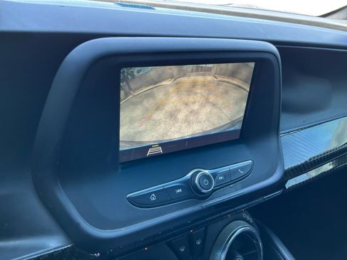 Used 2019 Chevrolet Camaro LT RWD image 13
