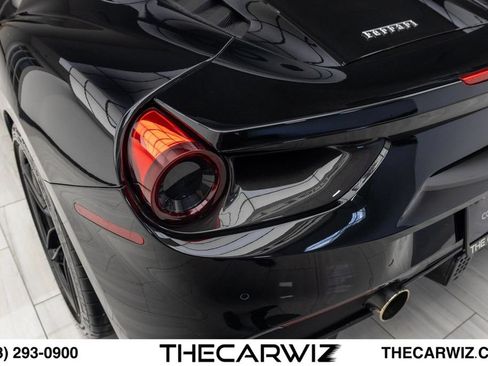 Used 2019 Ferrari 488 Spider RWD image 21