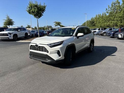 Used 2025 Toyota RAV4 XLE w/ Convenience Package AWD/4WD image 2