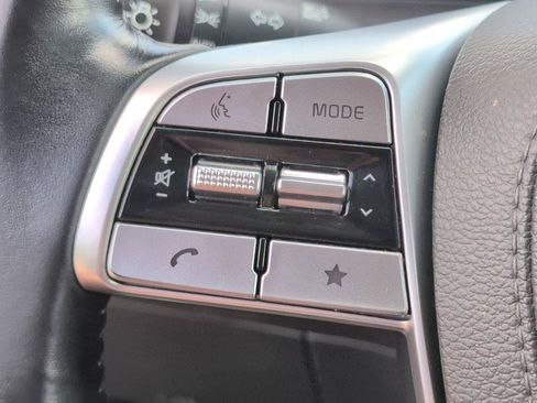 Used 2025 Kia Telluride S FWD image 32